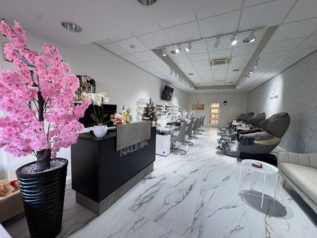 onze nagelstudio in dieren